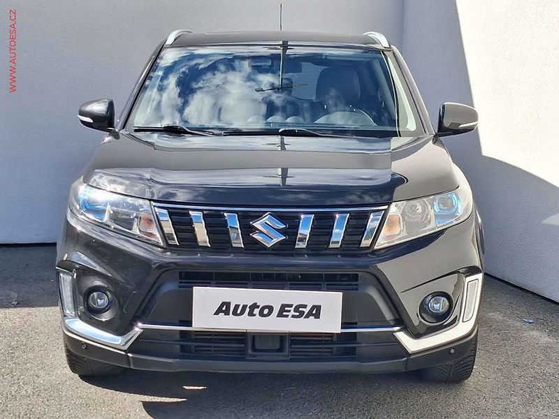 Suzuki Vitara (2019) 1.4 BJet AllGrip, AT, kůže - fotka 2 z 21