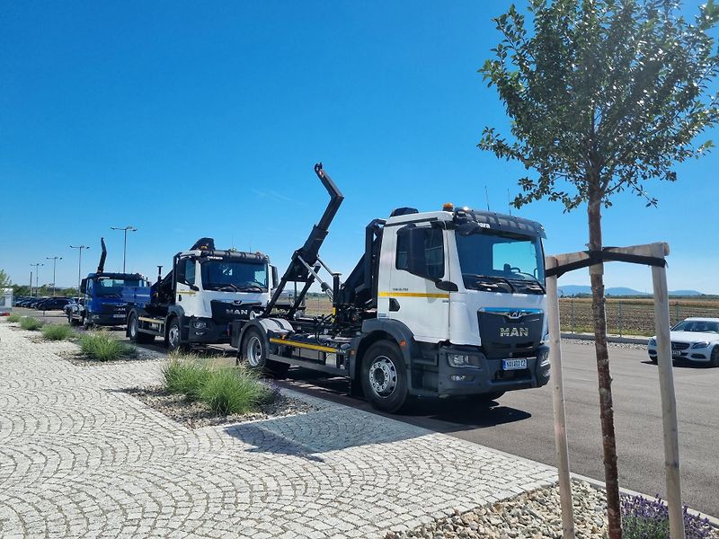 MAN TGM 18.290 TRAKTOR RUKA KONTEJNER  - fotka 7 z 7
