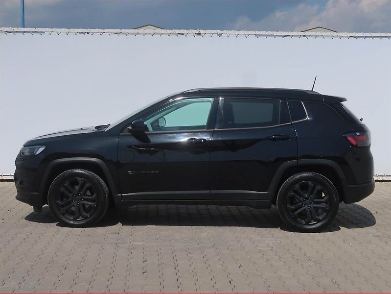 Jeep Compass (2023) 1.3 T-GDI - fotka 3 z 16