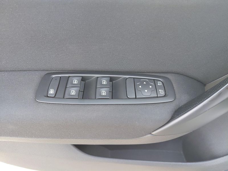 Renault Mégane (2017) 1,6 SCe 84 kW ZEN - fotka 14 z 23