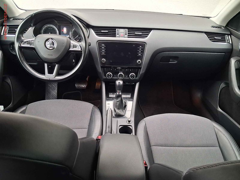 Škoda Octavia (2017) 2.0 TDi, 2.maj, DSG, LED - fotka 8 z 19