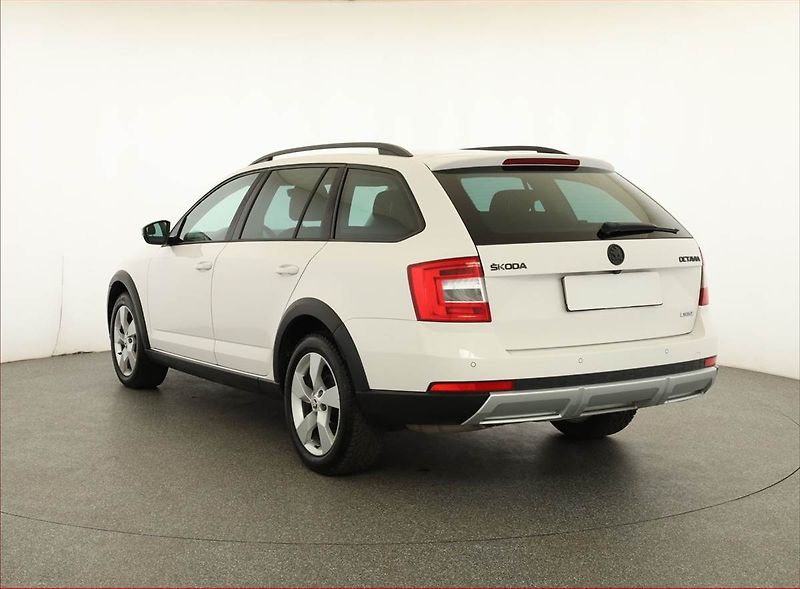 Škoda Octavia (2018) Scout 2.0 TDI, 4X4, Tempomat - fotka 4 z 21