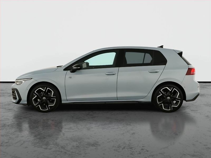 Volkswagen Golf (2024) R-Line 1.5 TSI - fotka 3 z 22