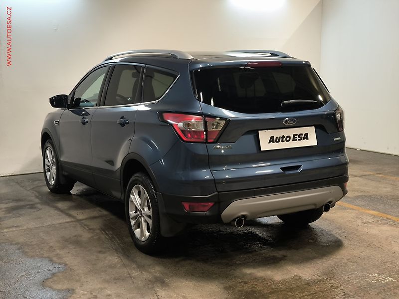 Ford Kuga (2019) 1.5T, 1.maj,ČR, Bixen, navi - fotka 4 z 16
