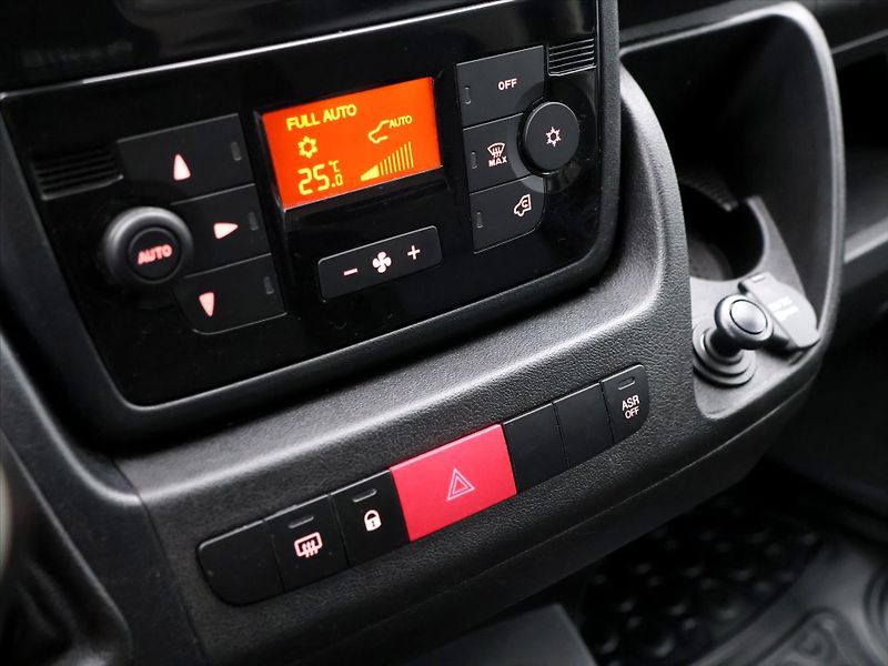 Fiat Ducato 2,3 MTJ 103kW L3H3 MAXI CZ DPH - fotka 21 z 28