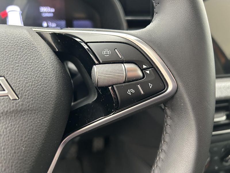 Škoda Kamiq 1.0 TS Selection - fotka 12 z 23