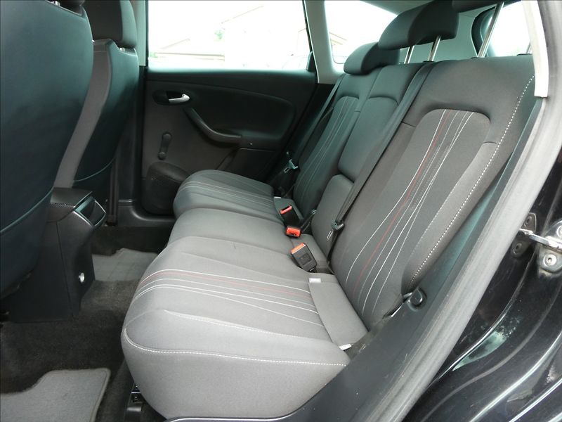 Seat Altea 2,0 TDi 103kW XL 4x4,navigace - fotka 19 z 39