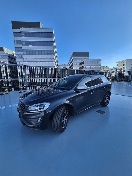 Volvo XC60 (2018) - fotka 18 z 31