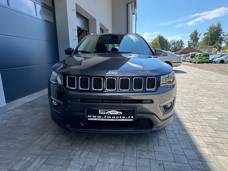 Jeep Compass (2018) 1.4 Multiair Longitude - fotka 3 z 33