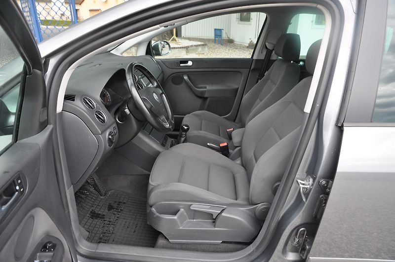 Volkswagen Golf Plus 1.6FSi 85kW SPORT - fotka 6 z 15