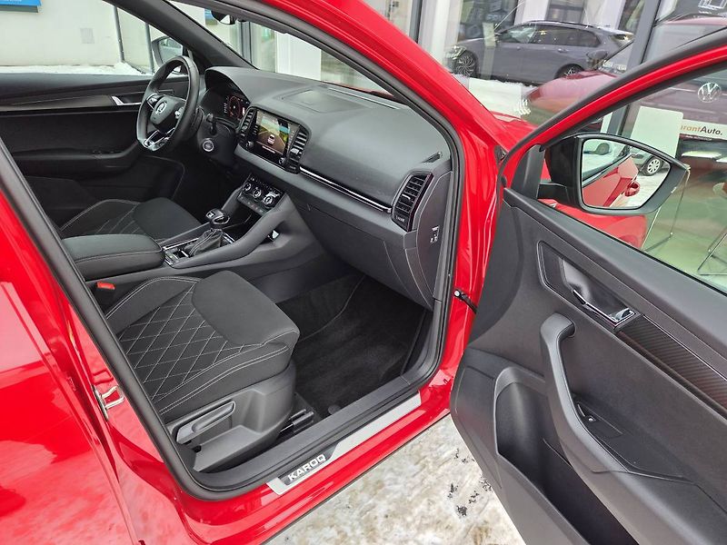 Škoda Karoq Sportline 1.5 TSI DSG tažné - fotka 41 z 45