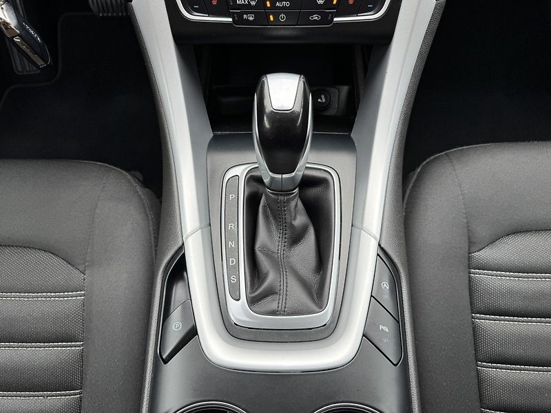 Ford Mondeo (2018) 2.0TDCi Automat Navi Tažné Zař - fotka 8 z 47