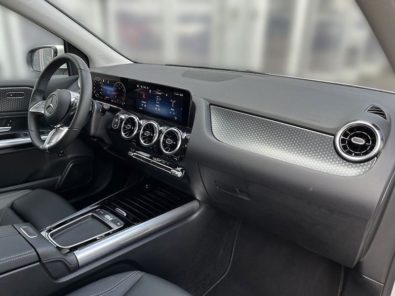 Mercedes-Benz Třídy B B-Třída 200 Progressive Line - fotka 15 z 21