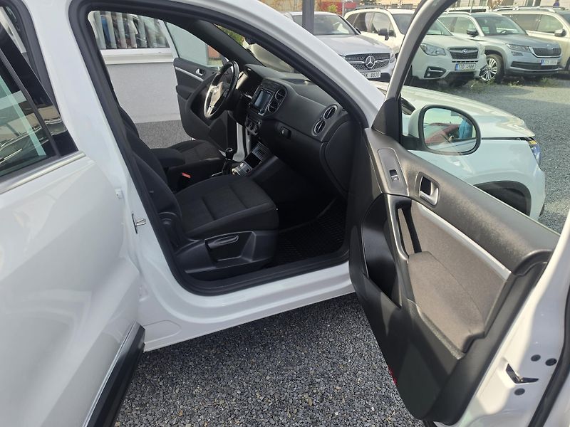 Volkswagen Tiguan 1.4 TSi Led Navi TZ Kei  - fotka 8 z 19