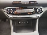 Hyundai i30 1.4 T-GDI/103kW Trikolor Kom - náhled 16