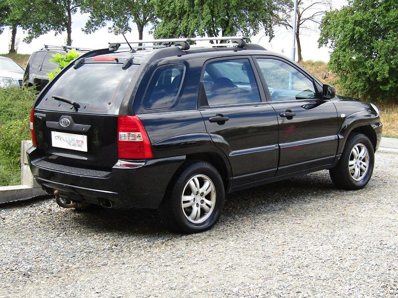 Kia Sportage (2005) 2.0 CRDI 83kW - fotka 12 z 35
