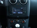 Nissan Qashqai (2012) 1.5 dCi, Tempomat - náhled 12