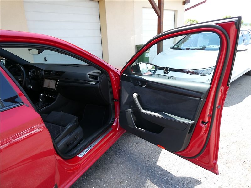 Škoda Superb 2,0 TSi SPORTLINE,1maj.,webast - fotka 24 z 50