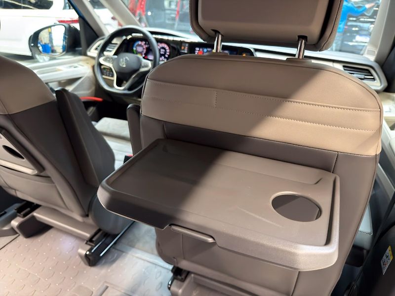 Volkswagen California eHybrid 4M Ocean HuD IQ DCC Ta - fotka 25 z 28