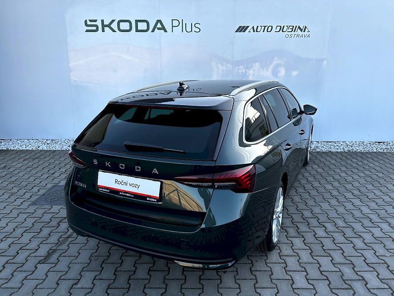 Škoda Octavia (2025) Combi 1.5 TSI 110kW MHEV DSG T - fotka 2 z 35
