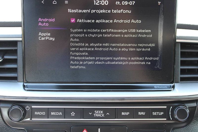 Kia Ceed (2018) 1.4 T-GDI 103kW manuál - fotka 24 z 32