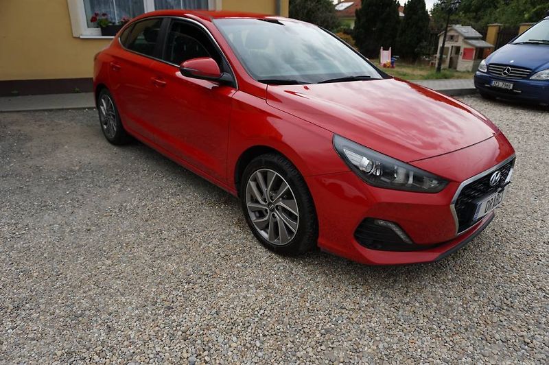 Hyundai i30 (2019) 1,4     103KW      1,Majitel - fotka 3 z 32