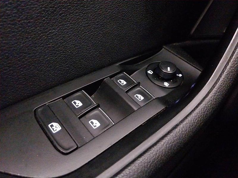 Škoda Superb (2016) Laurin&Klement 2.0 TDI 4x4 - fotka 23 z 24