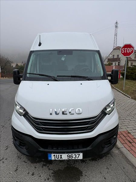 Iveco Daily 3,0 35S18HA8V 16cm3 - fotka 7 z 38