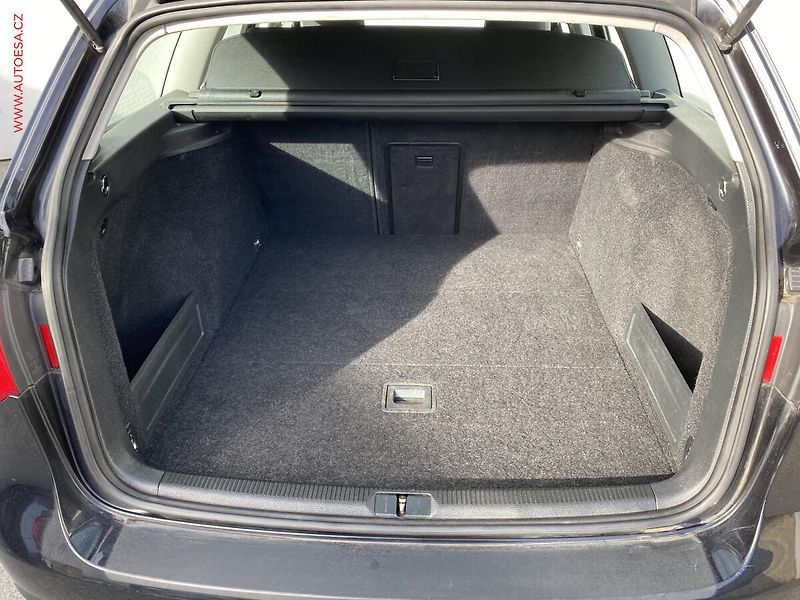 Volkswagen Passat (2009) 1.4 TSi, Comfortline - fotka 7 z 17