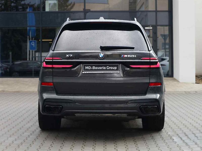 BMW X7 - fotka 4 z 10