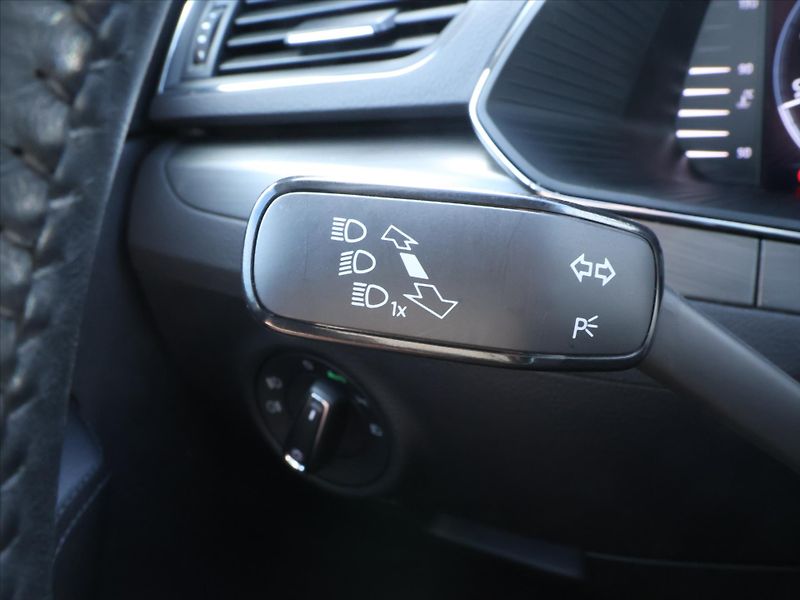 Škoda Superb 2,0 TDI 147kW 4x4 DSG Style+ C - fotka 18 z 34