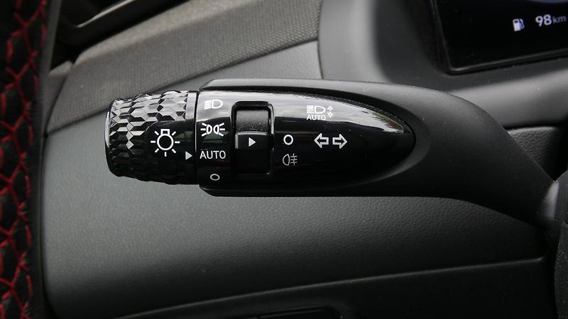 Hyundai Tucson 1.6 T-GDI mHEV 4x4 DCT N Line - fotka 10 z 27