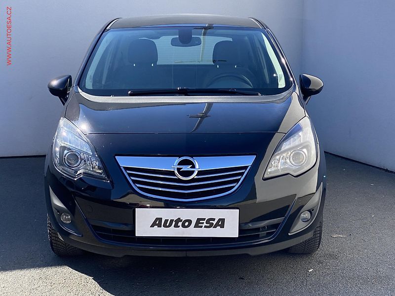 Opel Meriva (2011) 1.4T, Cosmo - fotka 2 z 17