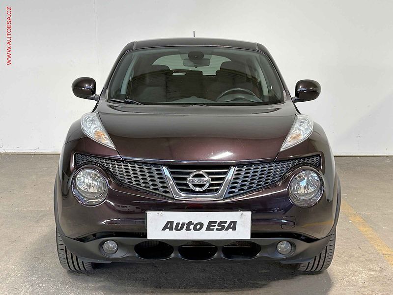 Nissan Juke (2014) 1.6 DiG-T 4x4, AT, navi - fotka 2 z 16