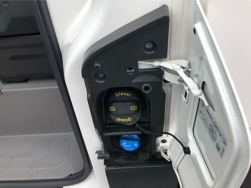 Volkswagen Crafter 2,0 TDI - fotka 27 z 29