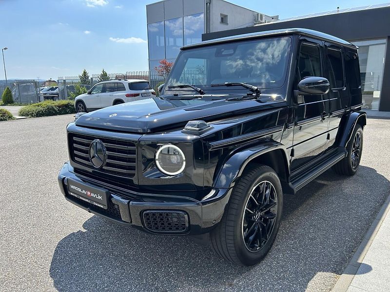 Mercedes-Benz Třídy G G 450d AMG SUPERIOR NIGHT ZÁRU - fotka 3 z 36