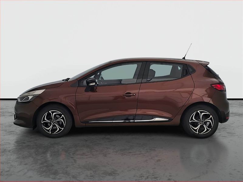 Renault Clio (2015) 1.2 16V, Tempomat - fotka 3 z 17