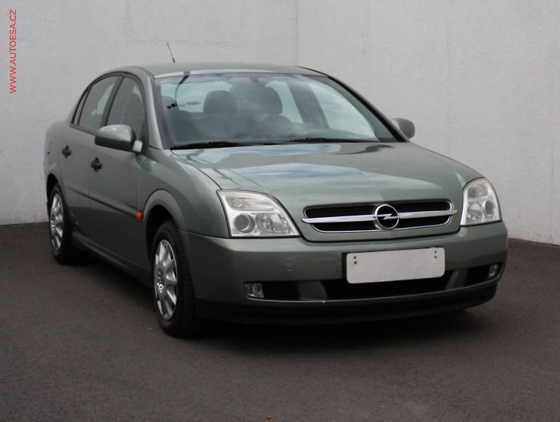 Opel Vectra (2004) 1.8i, ČR - fotka 1 z 3