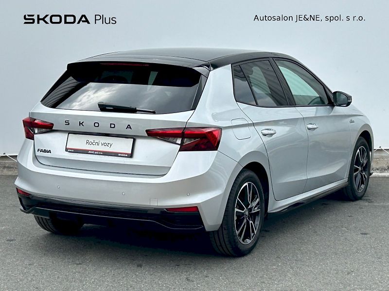 Škoda Fabia (2025) Monte Carlo 1.0 TSI 85 kW - fotka 2 z 31