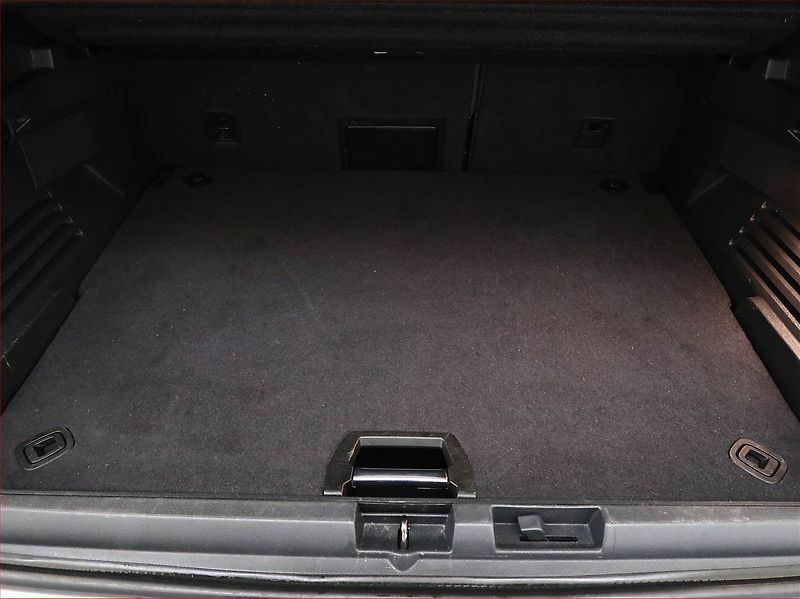 Peugeot 3008 (2016) 1.2 PureTech, Tempomat - fotka 13 z 15