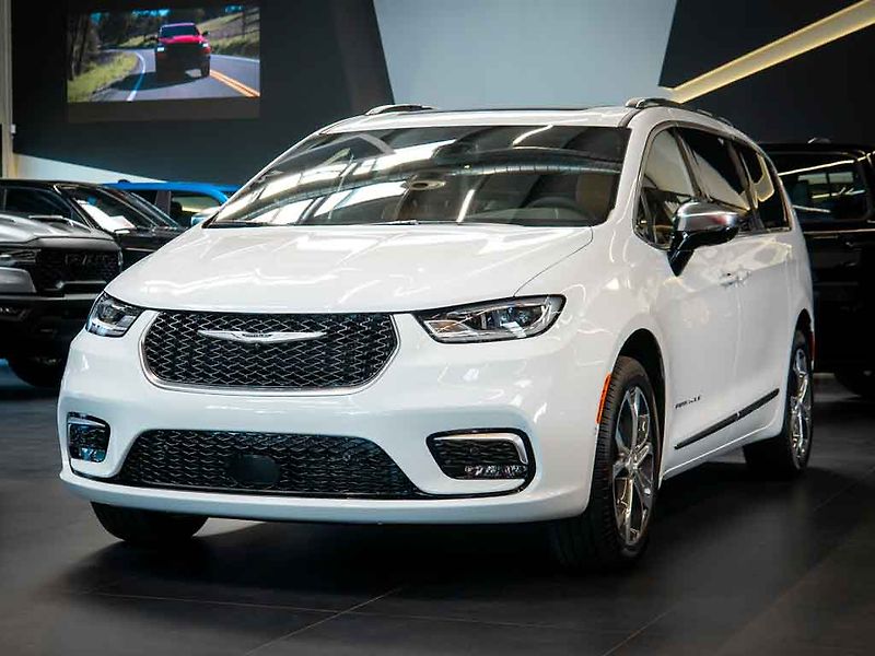 Chrysler Pacifica (2026) 3.6 V6 Pinnacle AWD 2x LCD - fotka 1 z 41