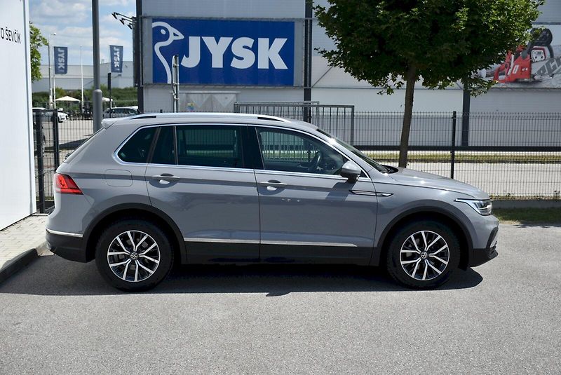 Volkswagen Tiguan (2020) LIFE 1.5 TSI 110 KW 7DSG - fotka 13 z 33