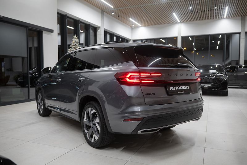 Škoda Kodiaq (2025) SPORTLINE 142 KW 4X4 1CZ - fotka 9 z 53
