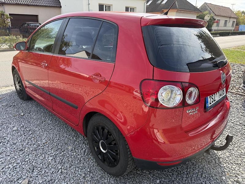 Volkswagen Golf Plus 1.6i 75 KW AUTOMAT. - fotka 3 z 14