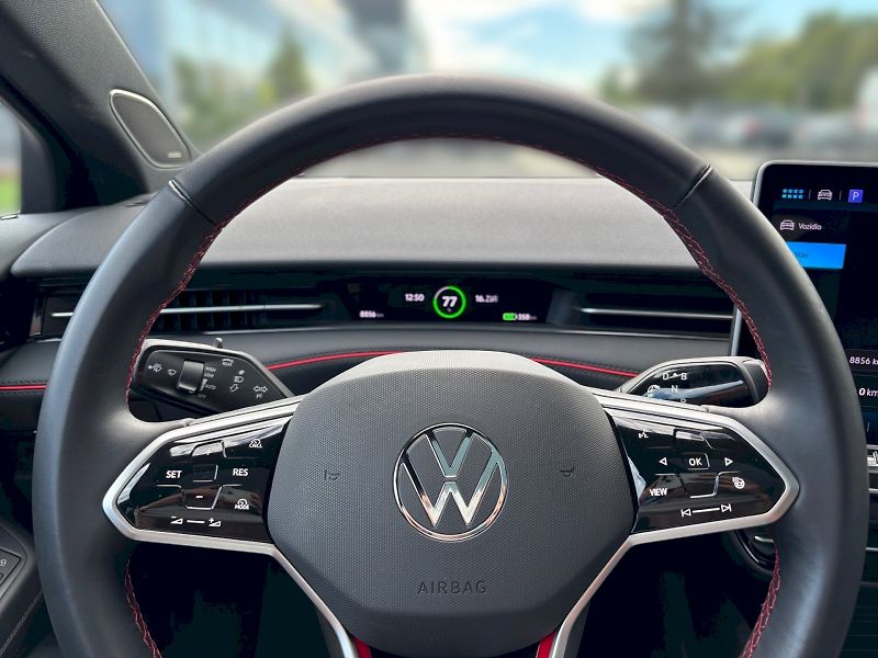 Volkswagen ID.7 Tourer (2025) GTX 250 KW, 86 KWH Panorama, T - fotka 20 z 32