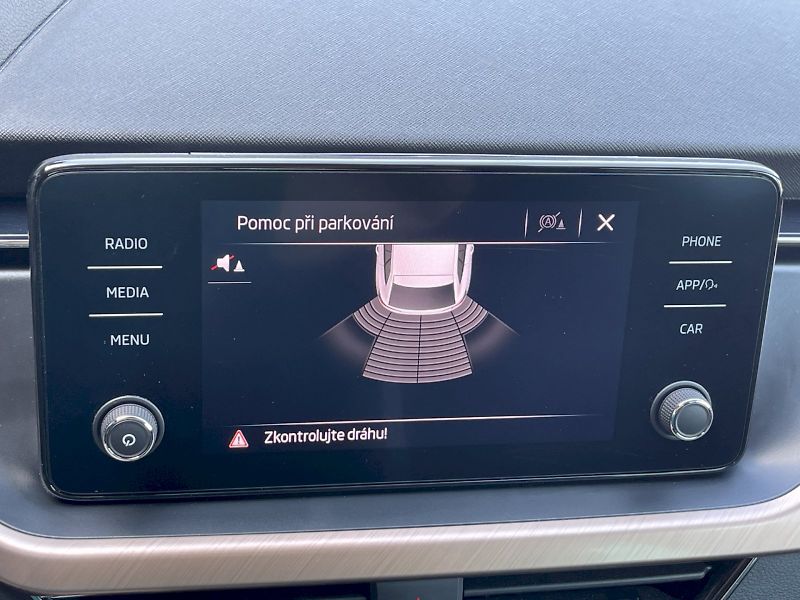 Škoda Scala (2022) 1.5 TSI 110kW Style Plus - fotka 15 z 31