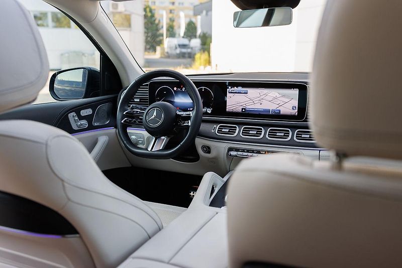 Mercedes-Benz GLS (2024) GLS 450d 4Matic AMG Line - fotka 29 z 64