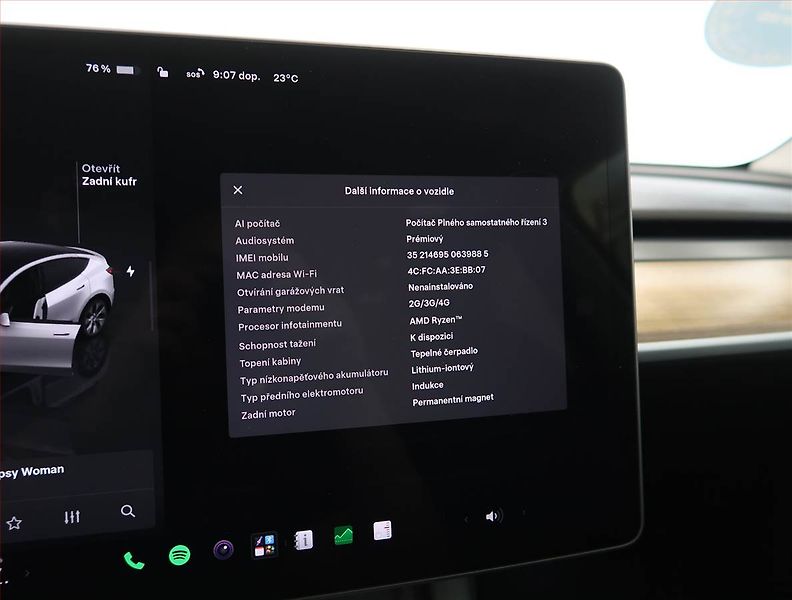 Tesla Model Y (2022) Long Range AWD 79kWh, SoH 93% - fotka 26 z 33