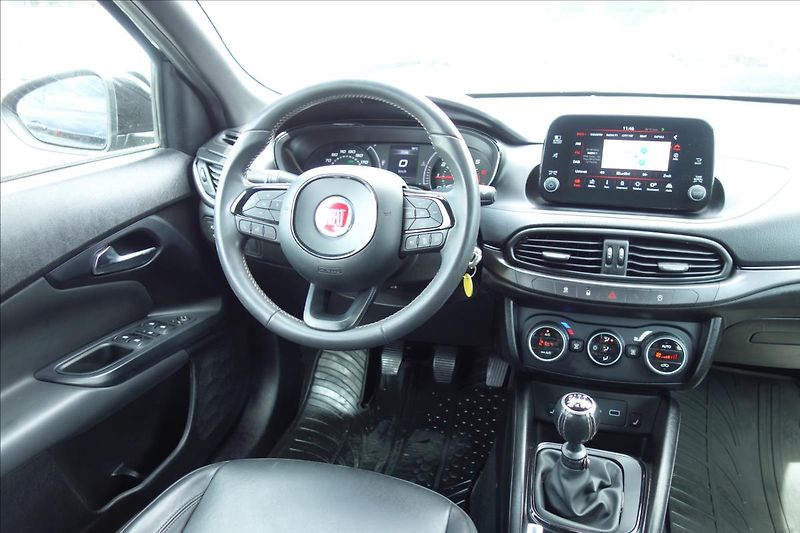 Fiat Tipo 1,4 T-JET 88KW, ČR, SERVIS.KN. - fotka 20 z 38
