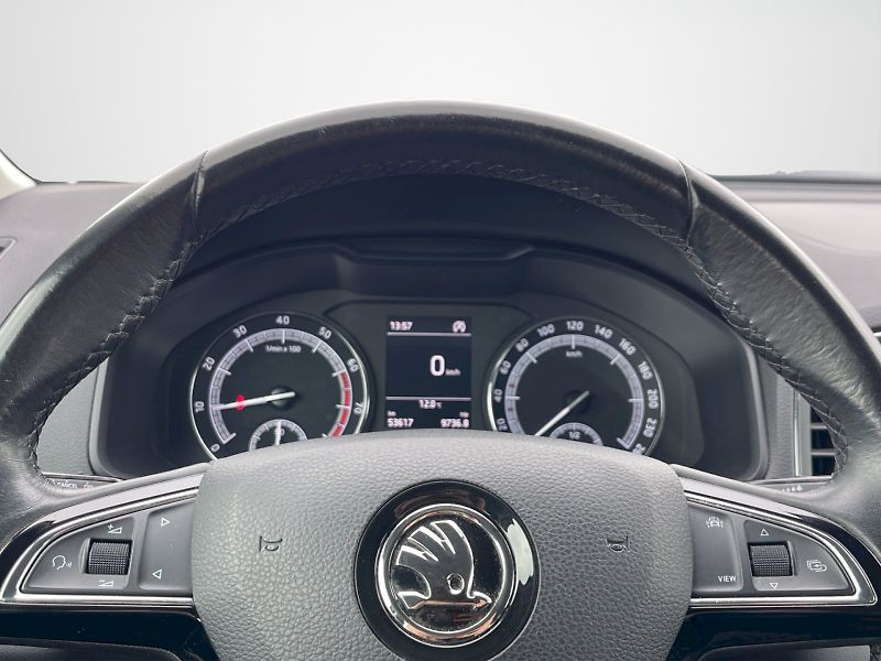 Škoda Karoq (2019) 1.5 TSI 110 kW Ambition Plus - fotka 9 z 31